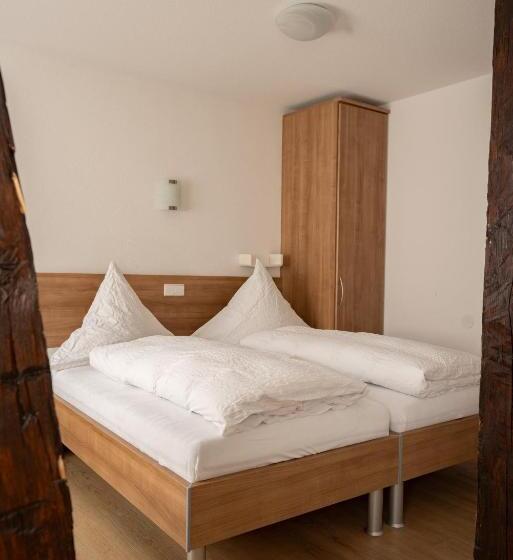 스탠다드 트리플 룸, Gasthof Hosbein