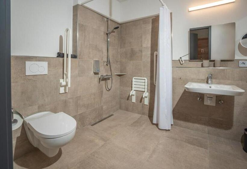 장애인을 위한 스탠다드 룸, Gasthof Hosbein