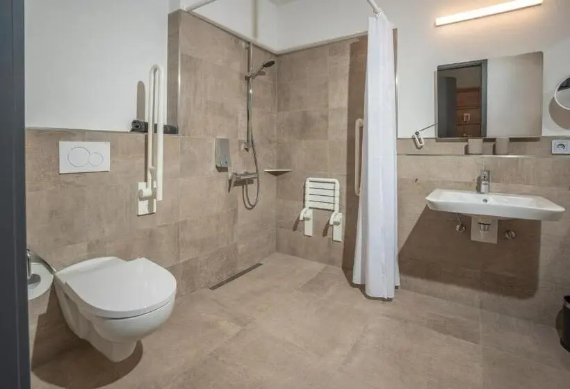 Standard Room Adapted for people with reduced mobility, Gasthof Hosbein
