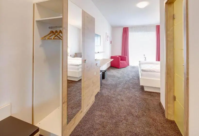 スタンダードルーム, Vinotel Heinz J. Schwab
