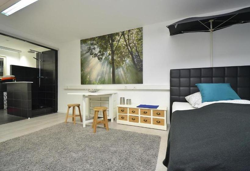 Quarto Estandar com Sacada, Business Apart Stuttgart