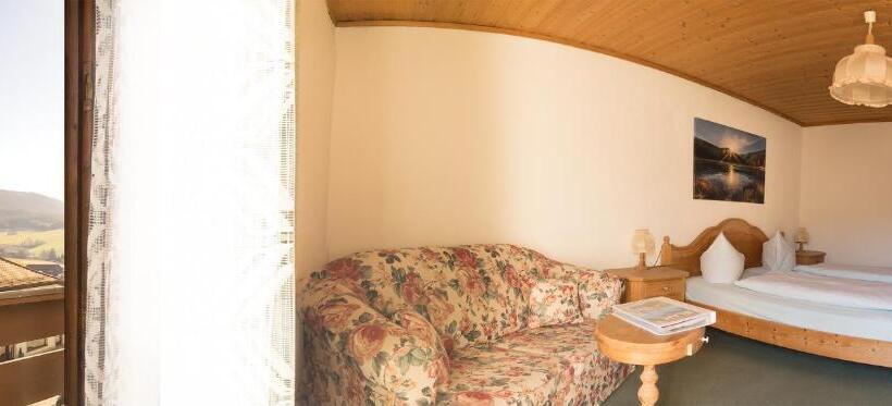 バルコニー付きスタンダードルーム, Zum Kirchenwirt