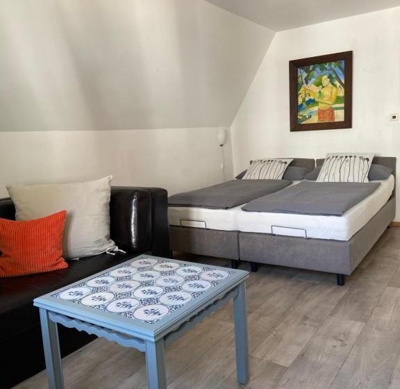 침실 1개 아파트, Birnbom Warnemünde