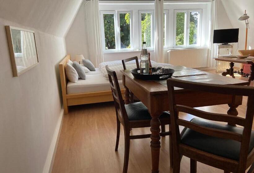 침실 2개 아파트, Birnbom Warnemünde