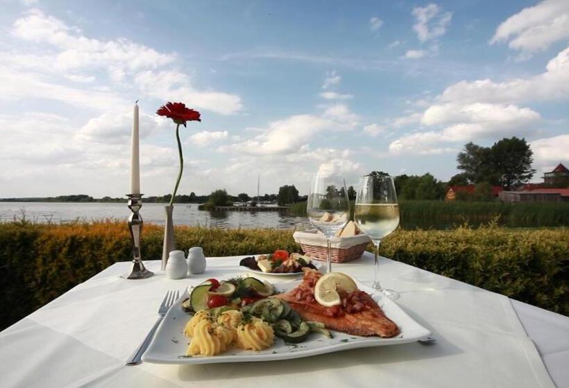 Номер Basic, Bootshaus Neustrelitz