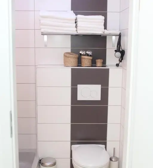 スタンダード4人部屋, Pension Mimosa
