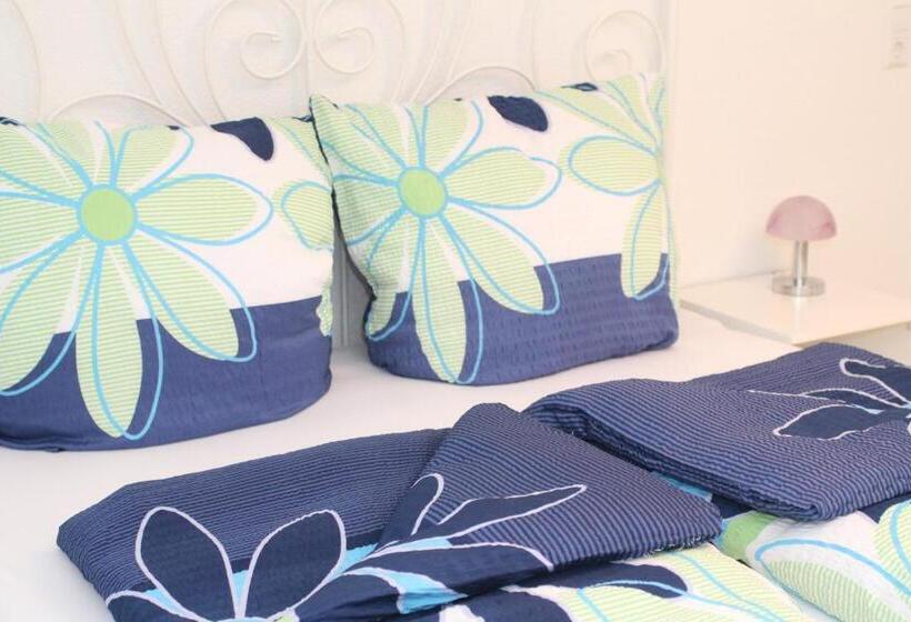 四人标准间, Pension Mimosa