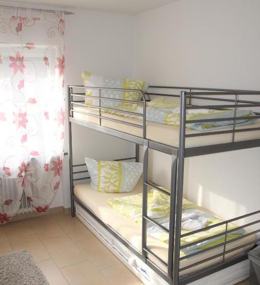 Четырехместный Номер Стандарт, Pension Mimosa