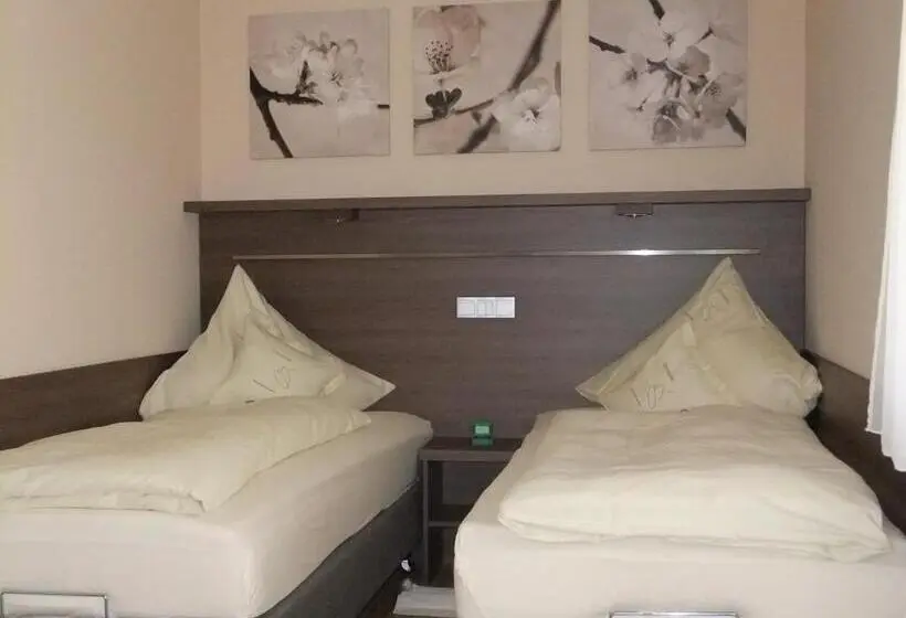 سوییت با چشم‌انداز باغ, Aparthotel Christine