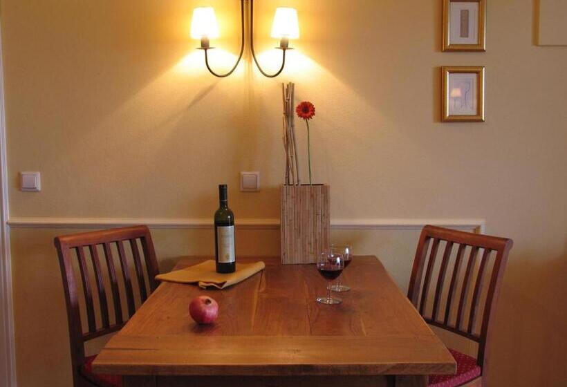 套房带园景, Aparthotel Christine