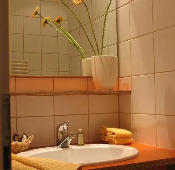 سوییت, Aparthotel Christine