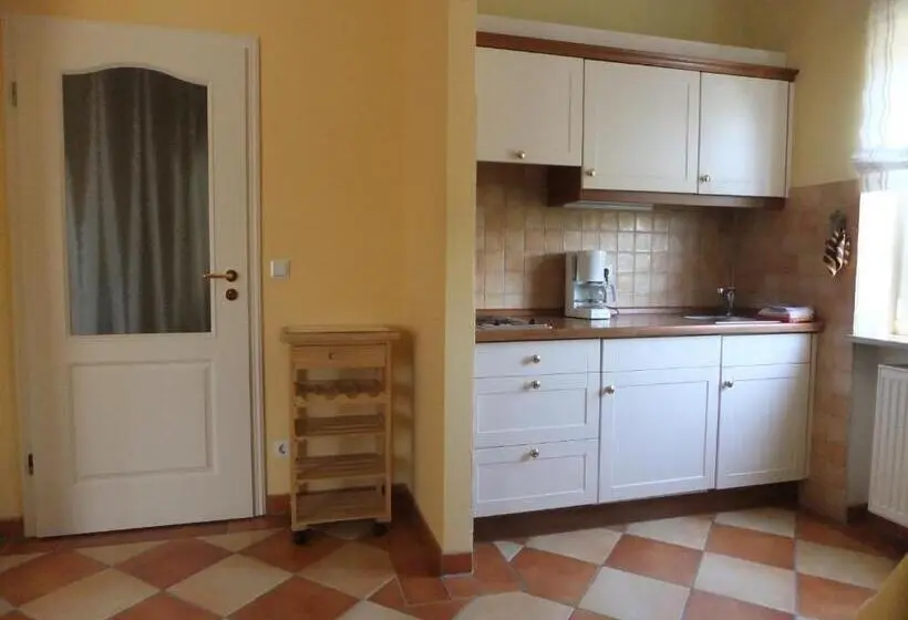 سوییت, Aparthotel Christine