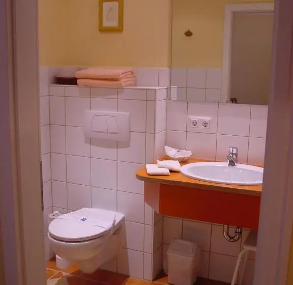 سوییت جونیور, Aparthotel Christine