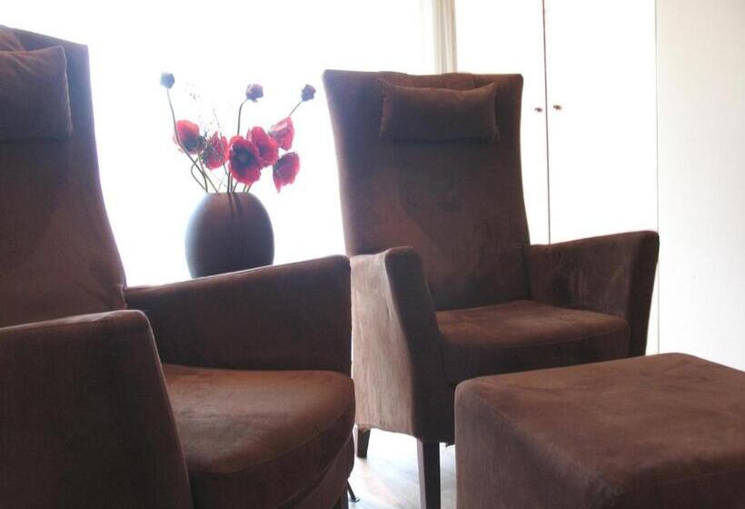 标准房带园景, Aparthotel Christine