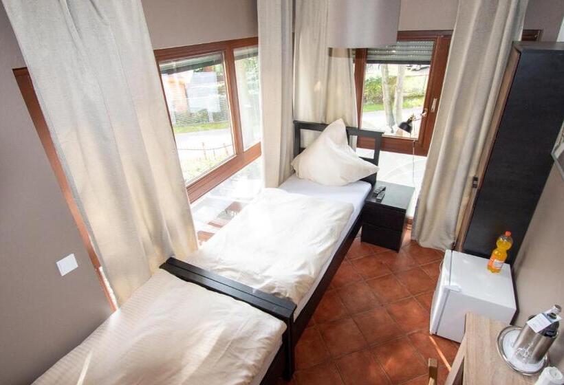 اتاق استاندارد با سرویس بهداشتی مشترک, Boutique Hotel Sena