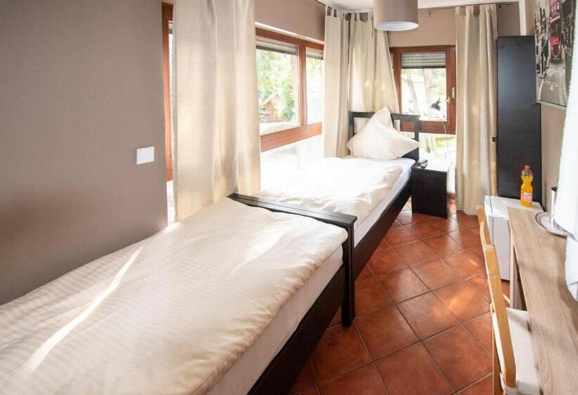 اتاق استاندارد با سرویس بهداشتی مشترک, Boutique Hotel Sena