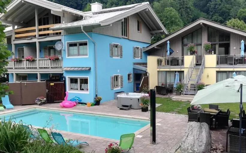 ２ベッドスイートルーム, Alpenglühn