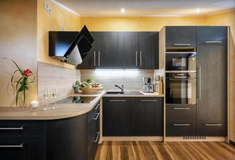 Suite 2 Sypialnie, Alpenglühn