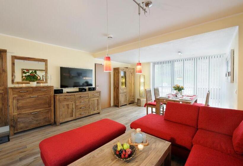 1 Bedroom Apartment Mountain View, Alpenglühn