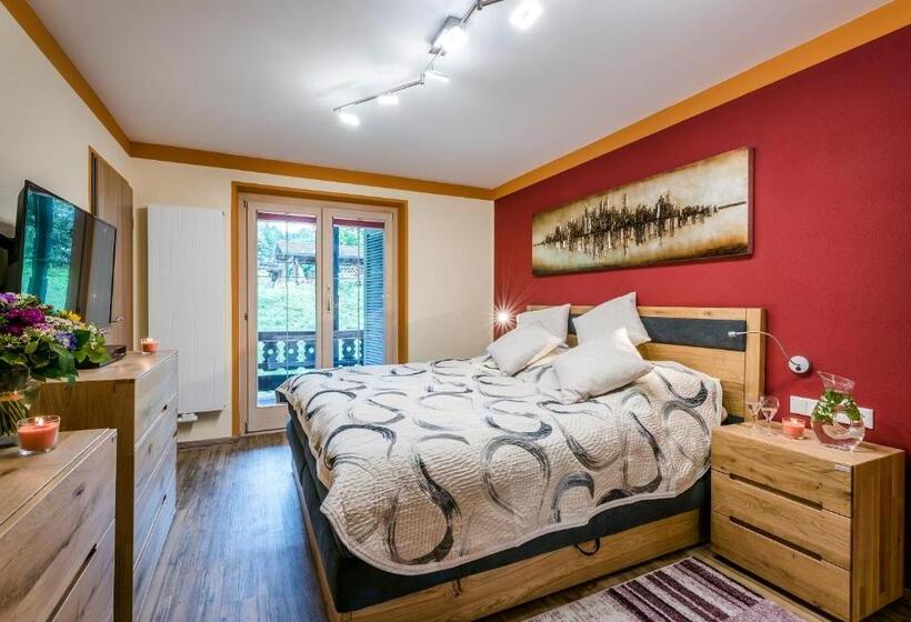 Apartament 1 Sypialnia Parter, Alpenglühn