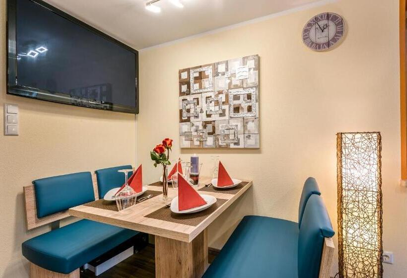 Apartament 1 Sypialnia Parter, Alpenglühn