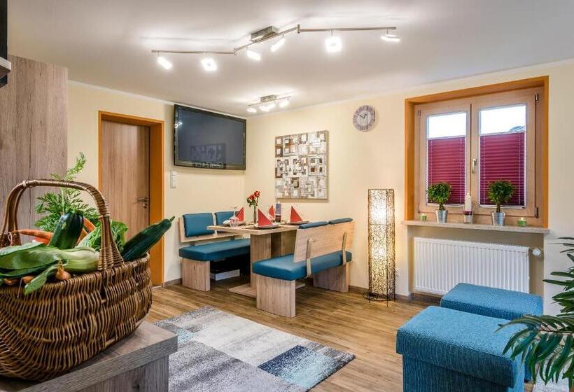 Apartament 1 Sypialnia Parter, Alpenglühn