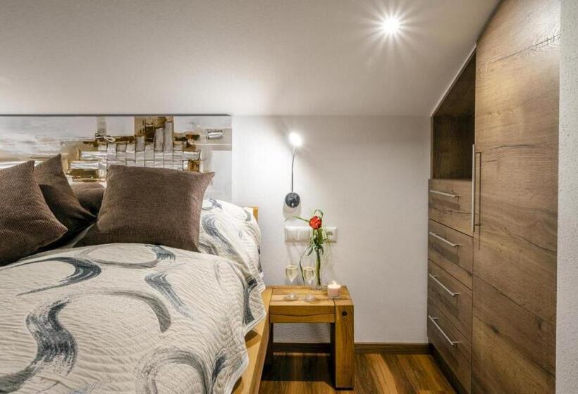 Suite 2 Sypialnie, Alpenglühn