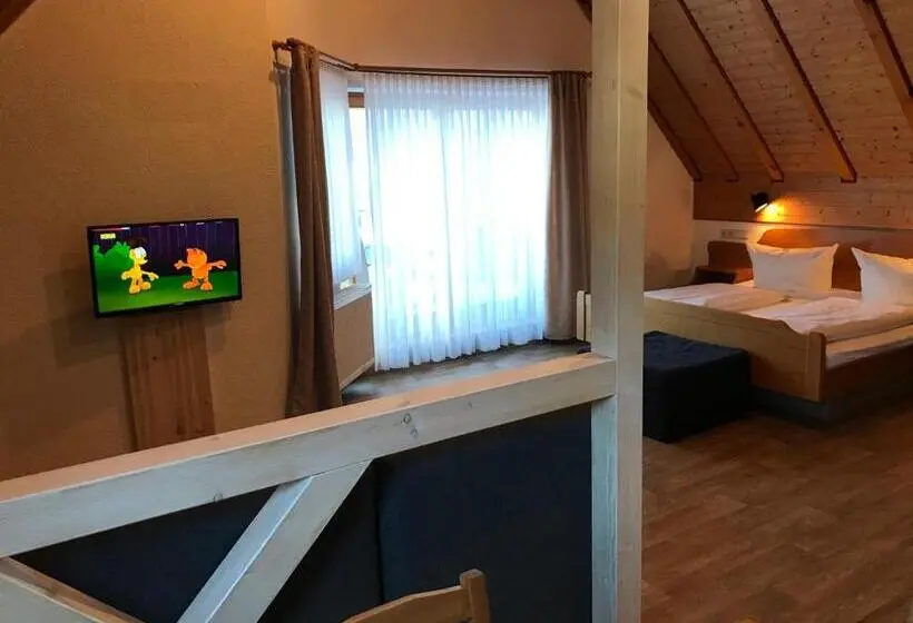 Huoneisto 1 Makuuhuone, Self Check In Ferienwohnungen & Apartments Am Bergsee