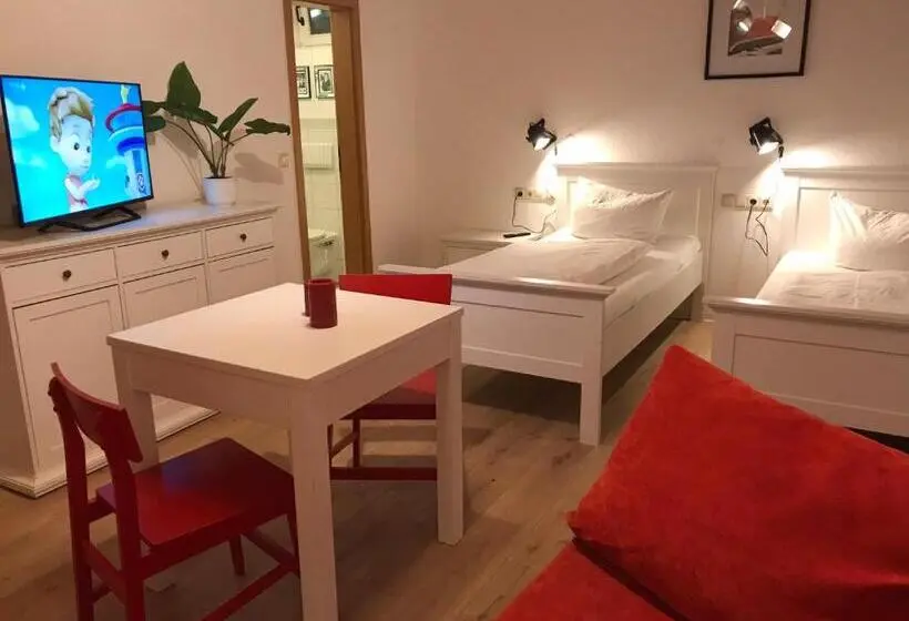 Huoneisto 1 Makuuhuone Pohjakerros, Self Check In Ferienwohnungen & Apartments Am Bergsee