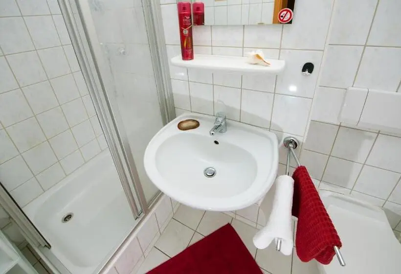 Quarto standart individual, Pension Cafe Suzette