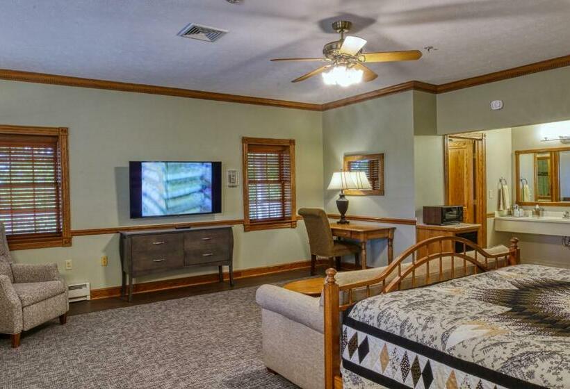 Lakosztály, Carlisle Inn Walnut Creek