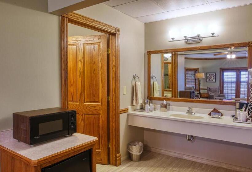 Lakosztály, Carlisle Inn Walnut Creek