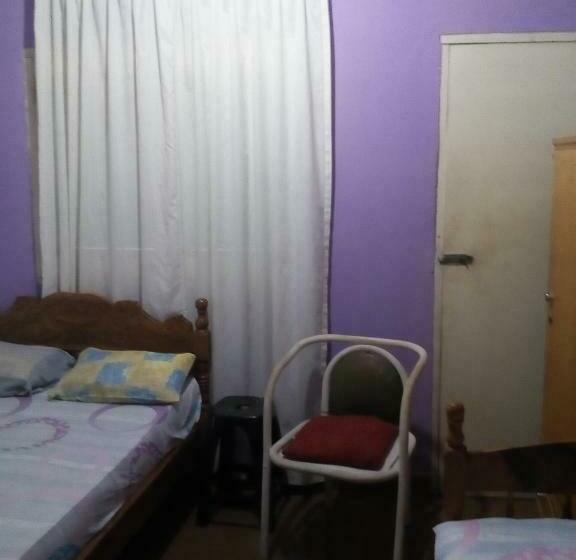 اتاق استاندارد سه تخته با بالکن, San Miguel Hostal