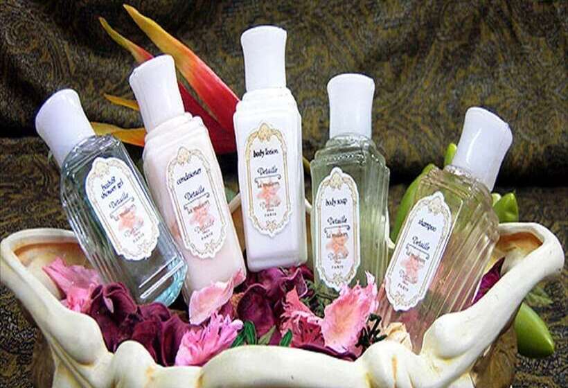 غرفة قياسية, Waltz Okazaki