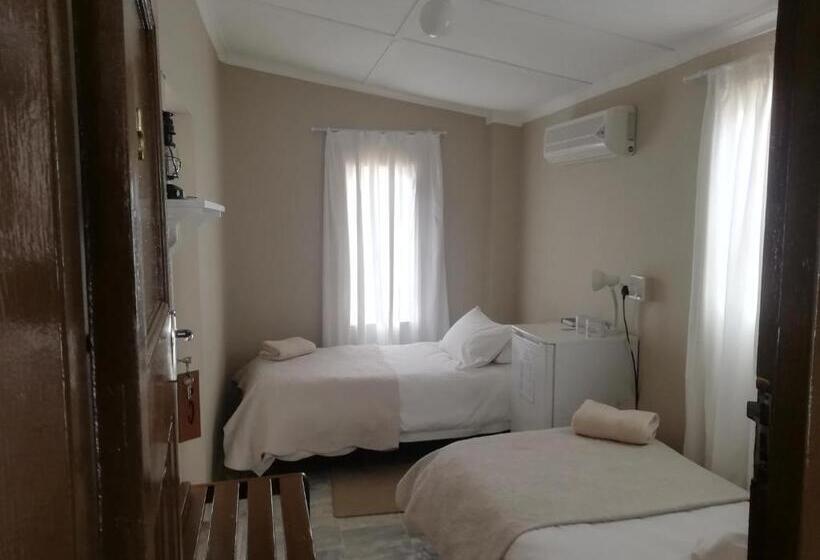 اتاق عادی, White House Guest Farm