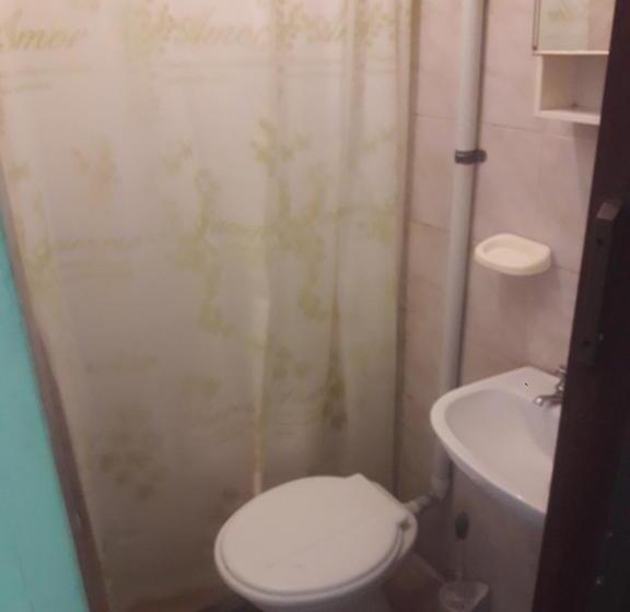 سرير فى غرفة مشتركه, Aguilar House Hostel B&b