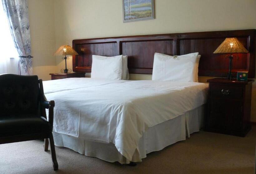 חדר דלוקס, Crocodile Lodge Cc