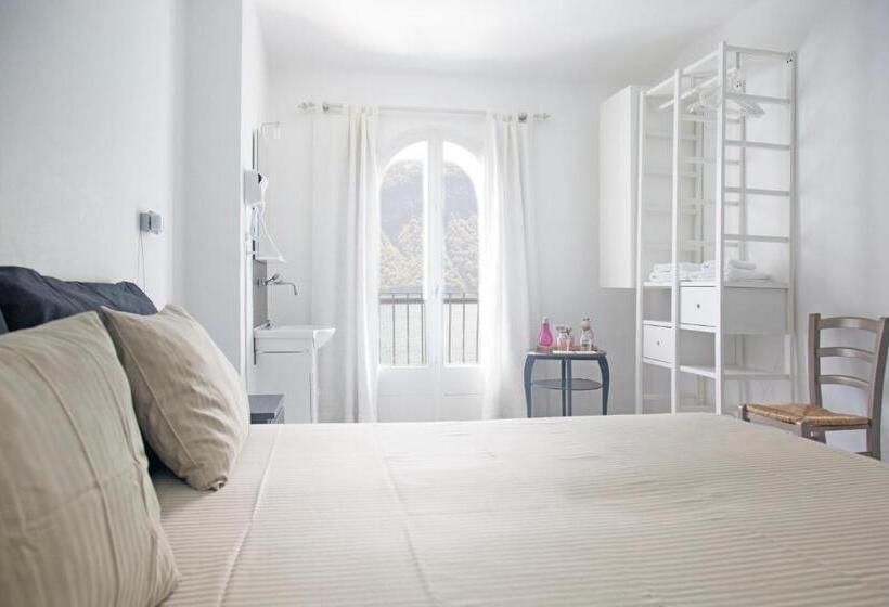 스탠다드 트리픔 룸 공동욕실, Locanda Gandriese