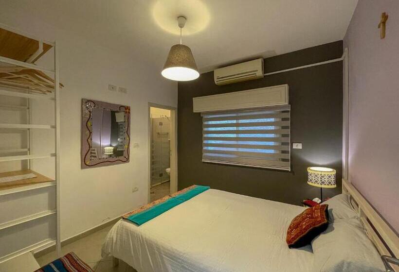 اتاق استاندارد, Dar Al Majus