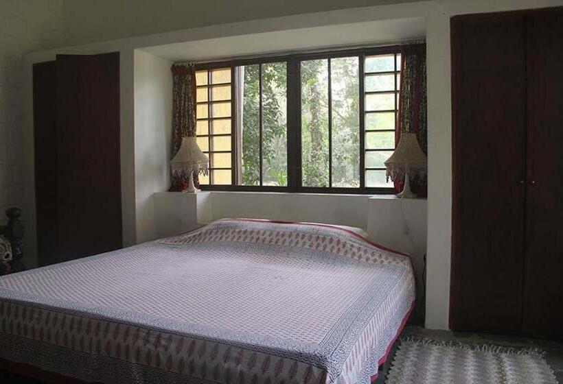 اتاق استاندارد, Isai Ambalam Guest House