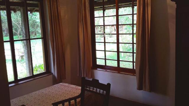 اتاق استاندارد یک نفره, Isai Ambalam Guest House
