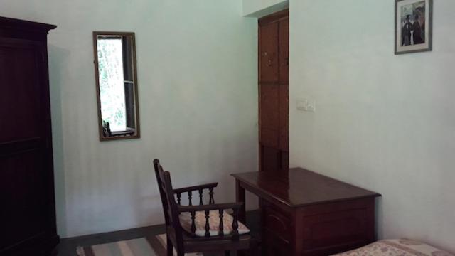اتاق استاندارد یک نفره, Isai Ambalam Guest House