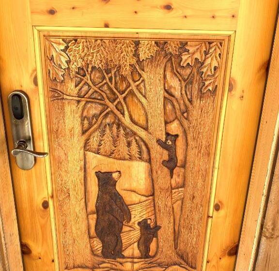 בקתת חדר, The Lodges At Sunset Village