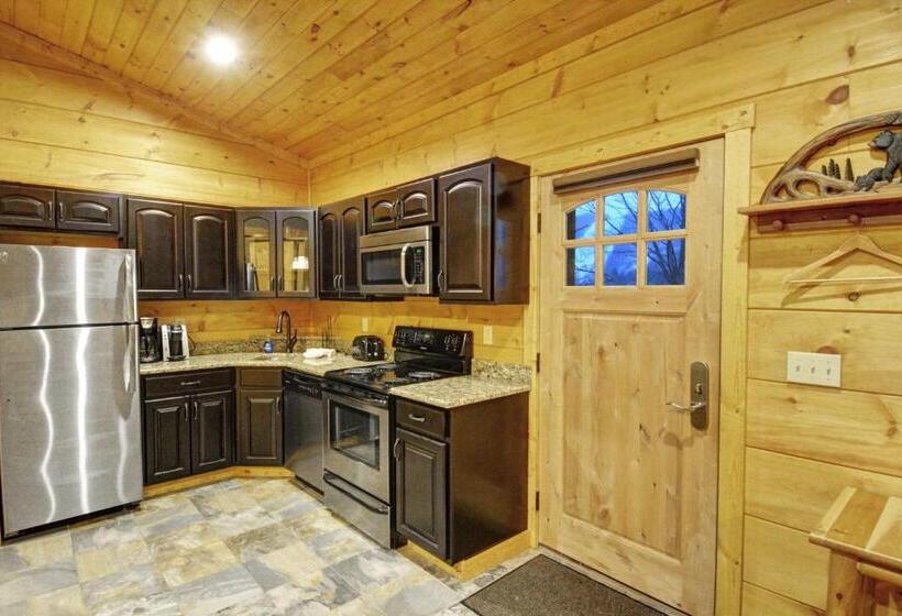 בקתת סופריור בת חדר 1, The Lodges At Sunset Village