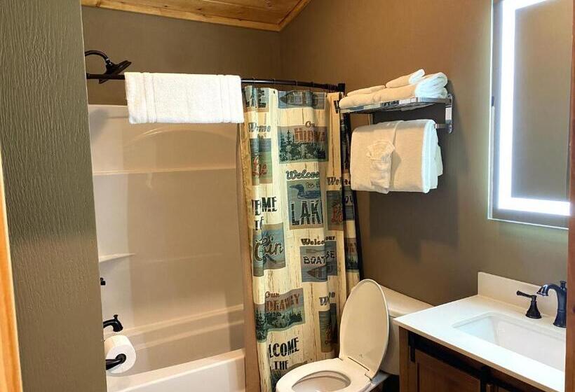 בקתת סופריור בת חדר 1, The Lodges At Sunset Village