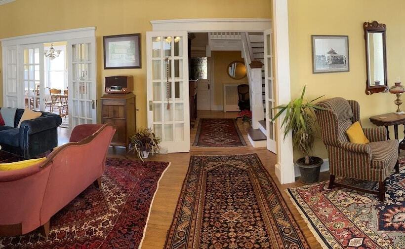 スタンダードルーム, The Grey Swan Inn Llc