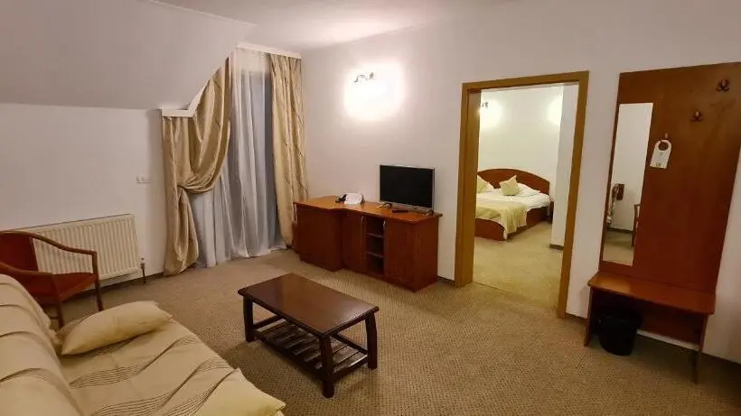 Sviitti, Poiana Rasnoavei