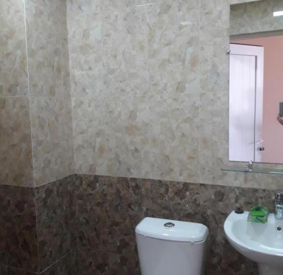 اتاق استاندارد سه نفره, Sunshine