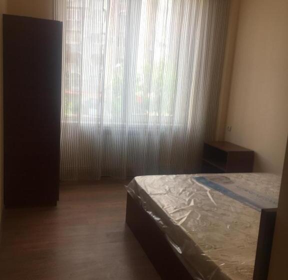 اتاق لوکس, Sunshine