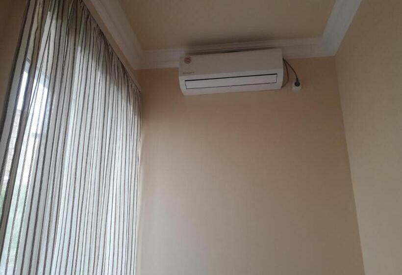 اتاق لوکس, Sunshine